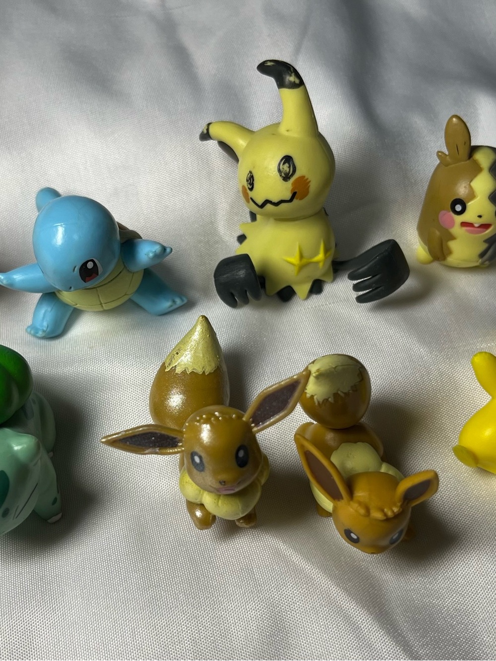 Lot of 8 Pokémon Mini Battle Figures Pikachu Eevee Squirtle Charmander 2019-2021